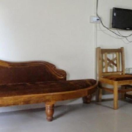 Hotel Samdup Khang Dirāng Екстериор снимка