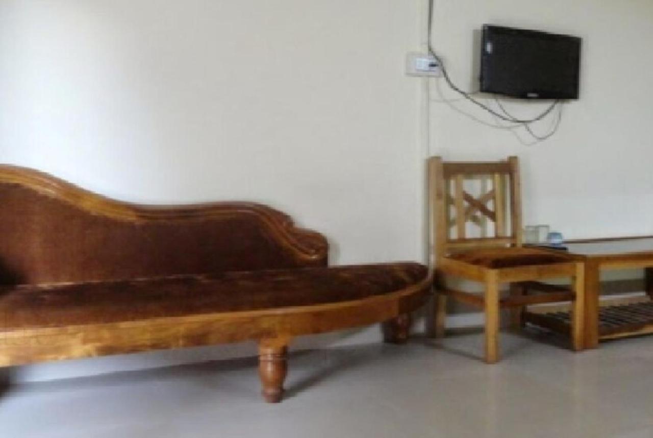 Hotel Samdup Khang Dirāng Екстериор снимка